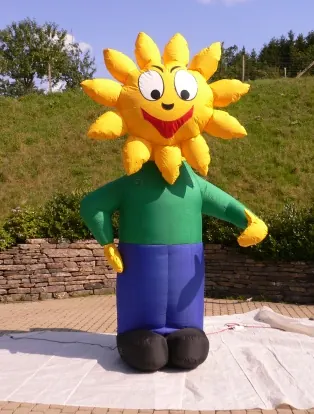 Blumenmann Werbefigur für Blumenverkauf und Hofladen